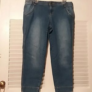 Route 66 Denim Capris